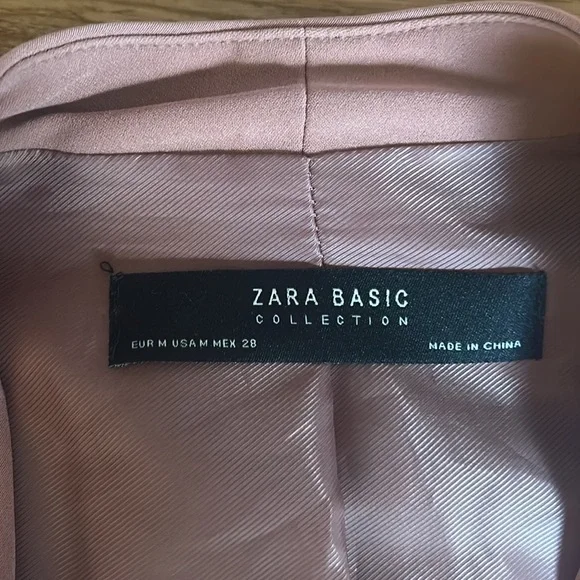 Zara Blazer - Picture 2 of 6